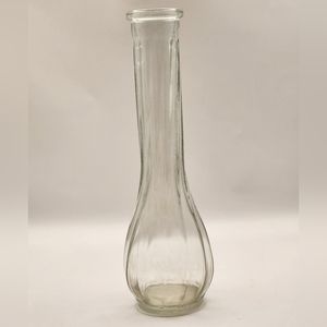 E.O. Brody‎ Co. Clear Glass Swirl Design Vase (C900)
